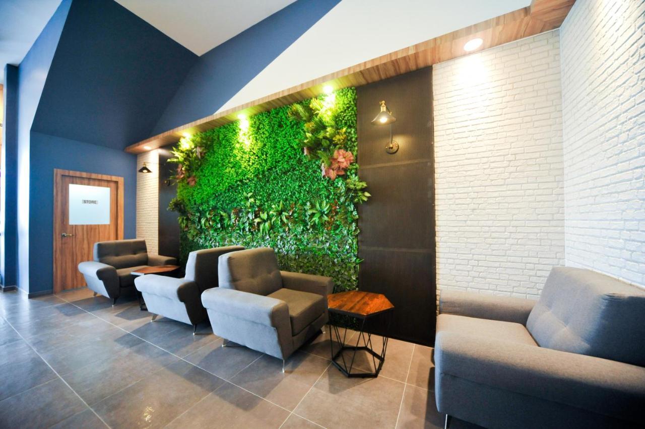 Mye Hotel Muar Exterior photo